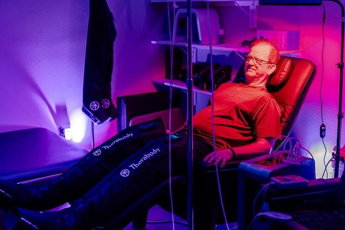 Compression Therapy at Wellness Elite Fitness in Friendswood, TX