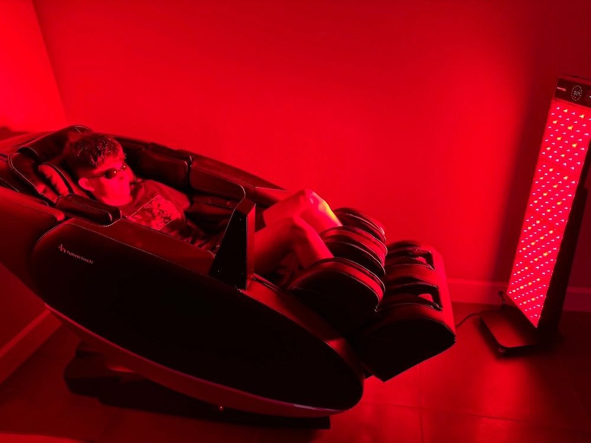 Corporate chair massage on-site by Wellness Elite Fitness