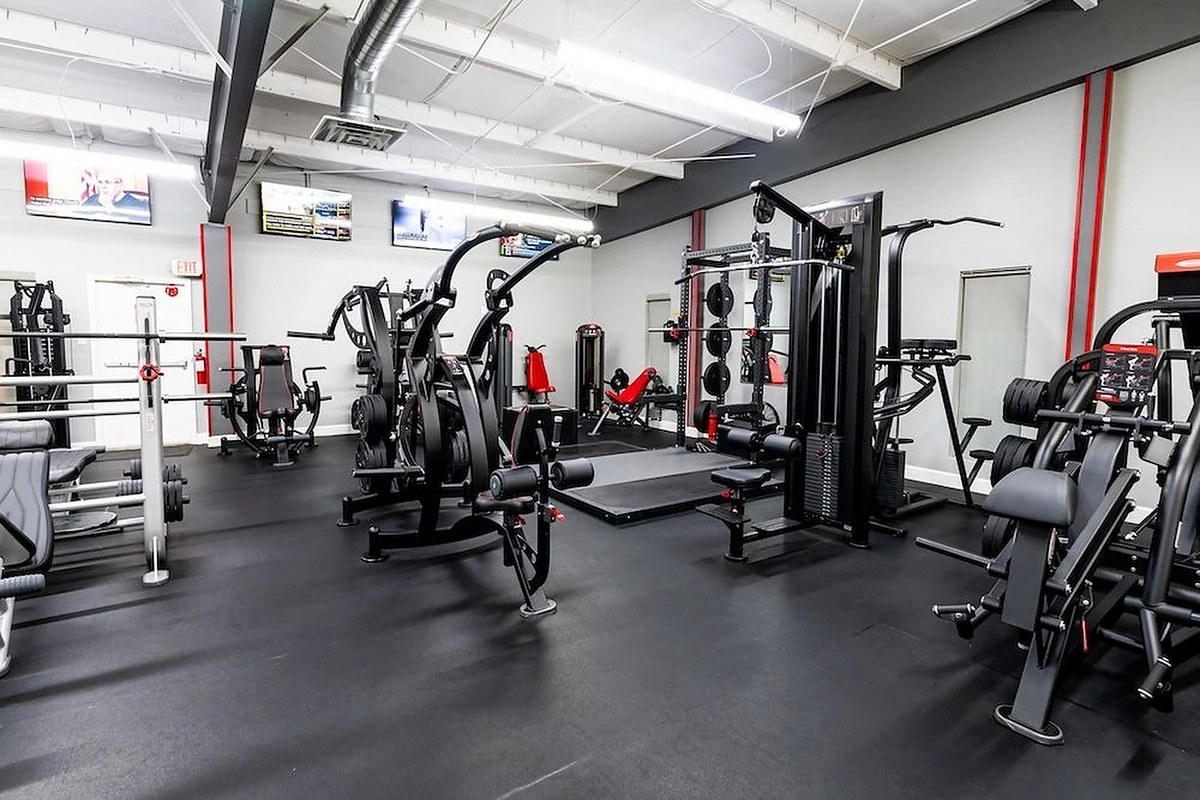 Wellness Elite Fitness lobby in Friendswood, TX